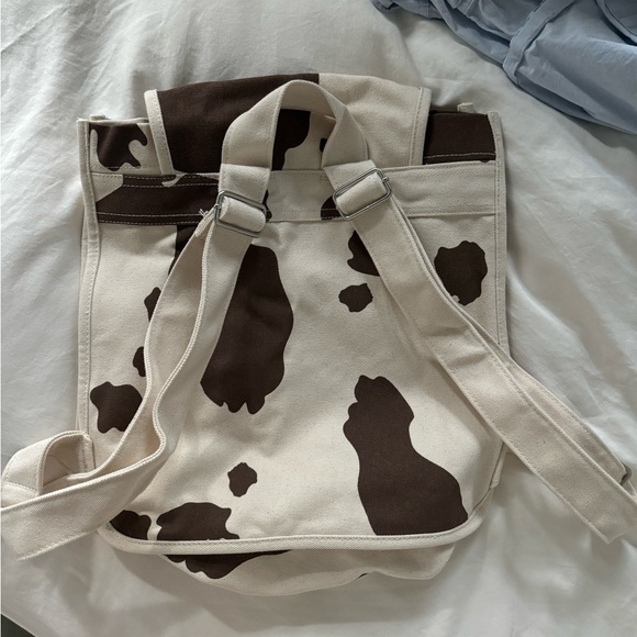 Baggu Cow Print Canvas Backpack - Picture 3 of 4